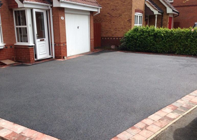 Tarmacadam
