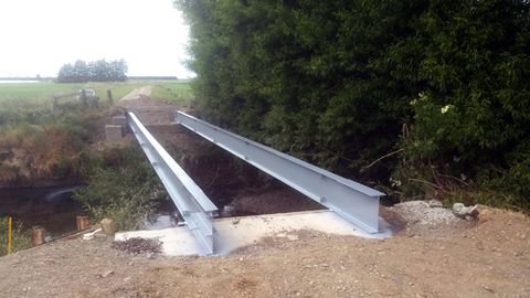 Abrasive blast cleaning service