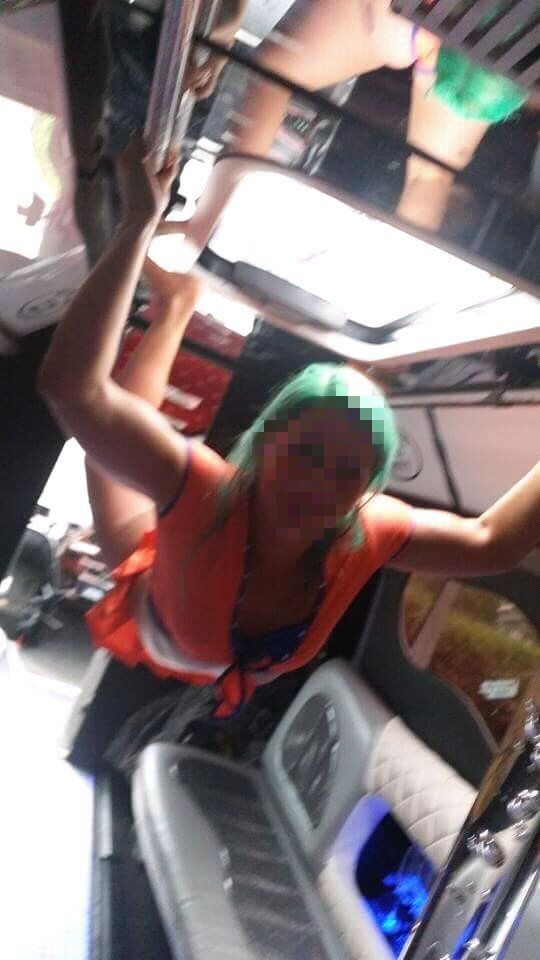 Acrobatic girls onboard limos