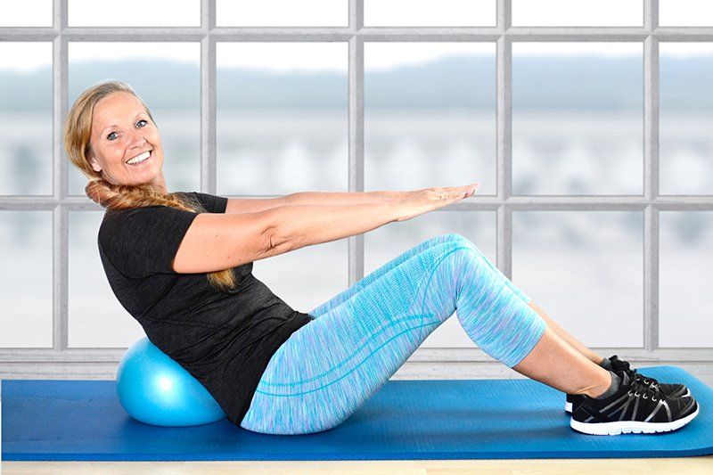 Pelvic Floor — Senior Doing Exercise At Gym in Lynnwood, WA Pelvic Floor — Senior Doing Exercise At Gym in Lynnwood, WA