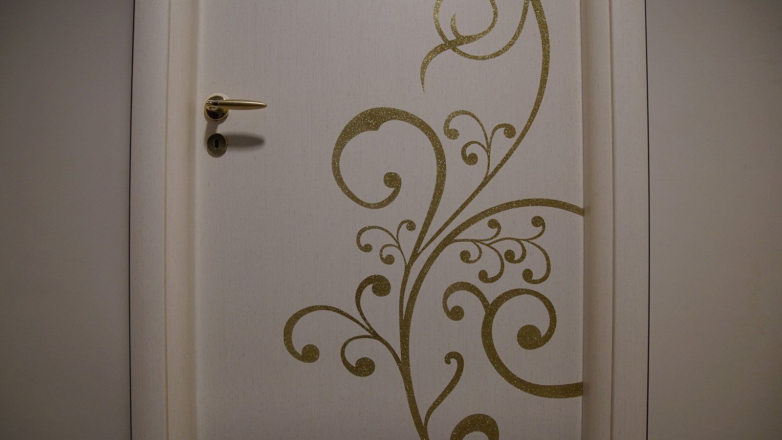 porta decorata