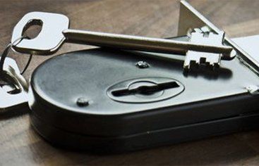 door lock with key