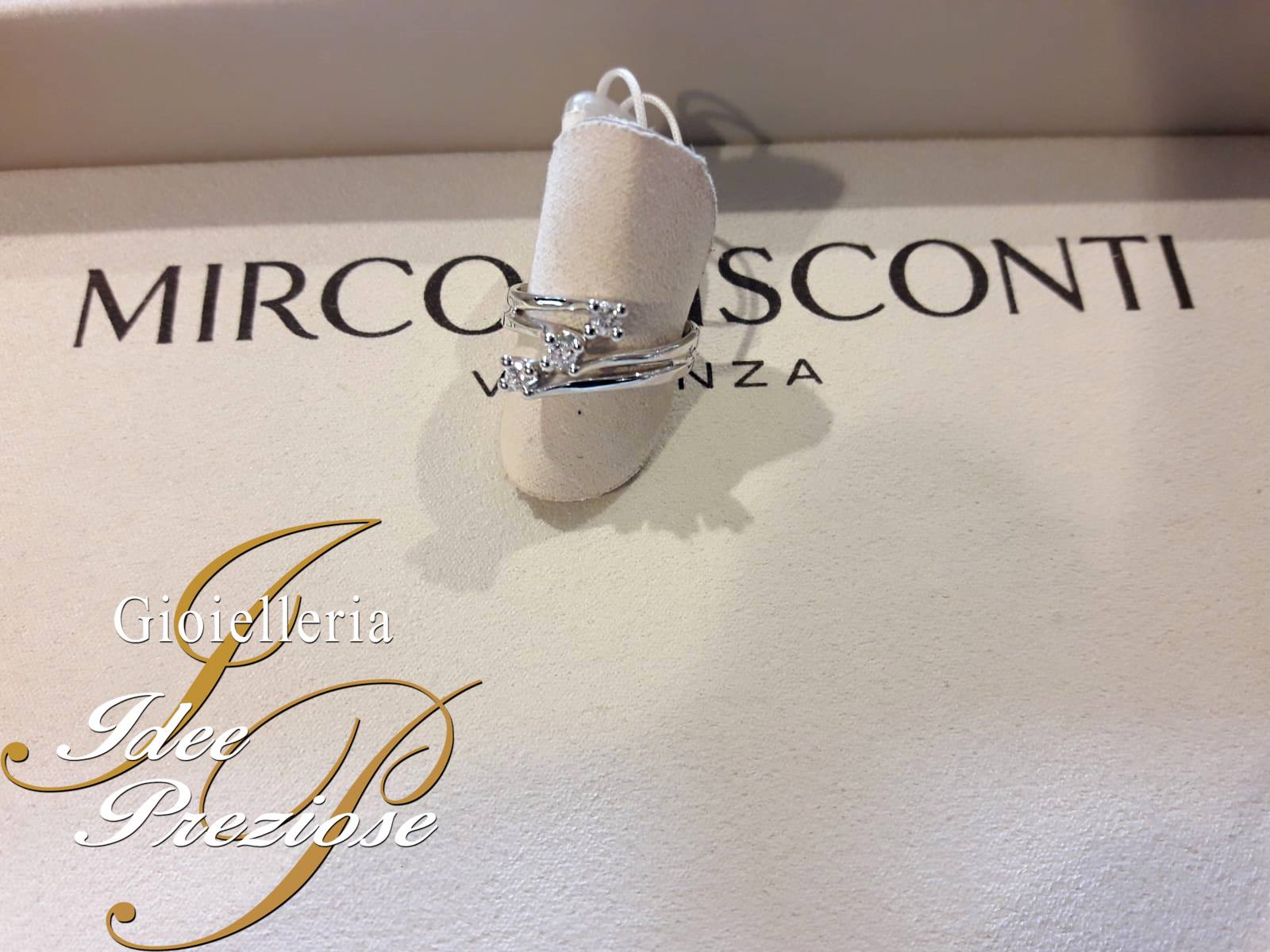 Anello triplo in oro bianco con diamanti
