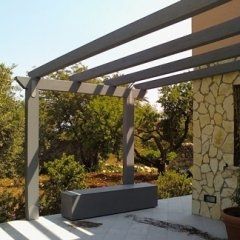 pergolato grigio