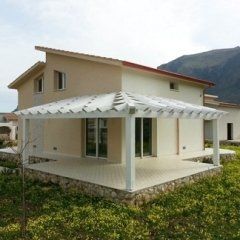 pergolato bianco