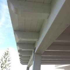 veranda legno bianco