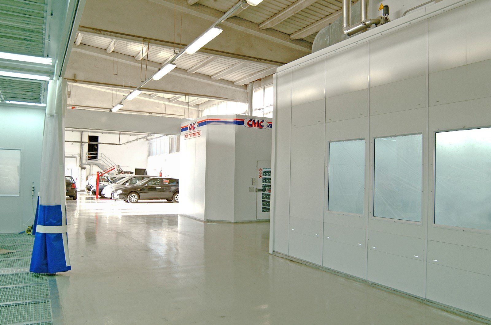 cabina di verniciatura della carrozzeria meccanica