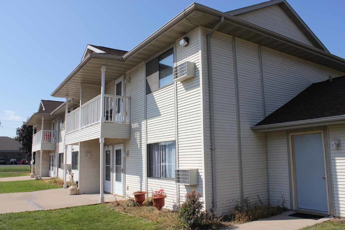 Apartment building