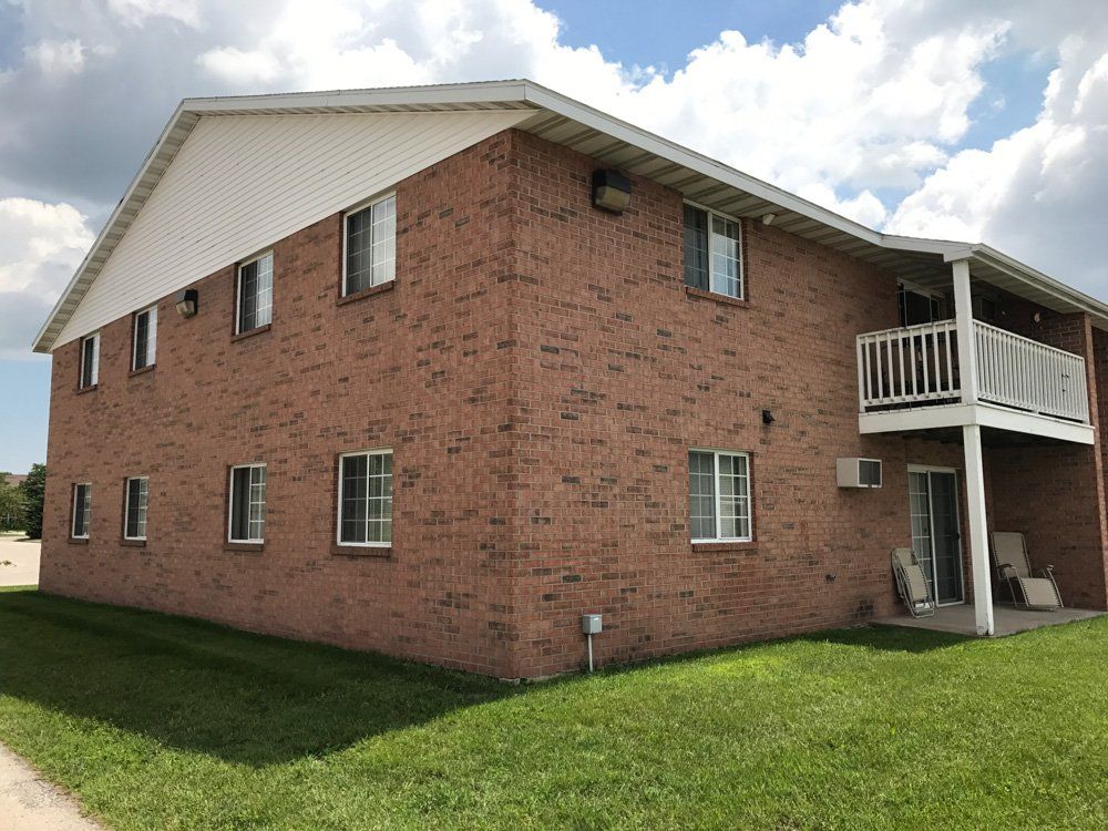 401-455 Scandinavian Ct