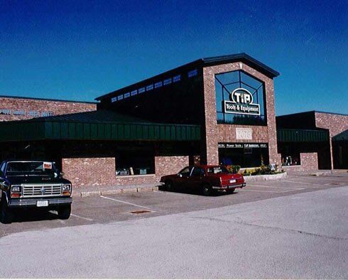 Commercial Paint — Brown Structure in Warren, OH