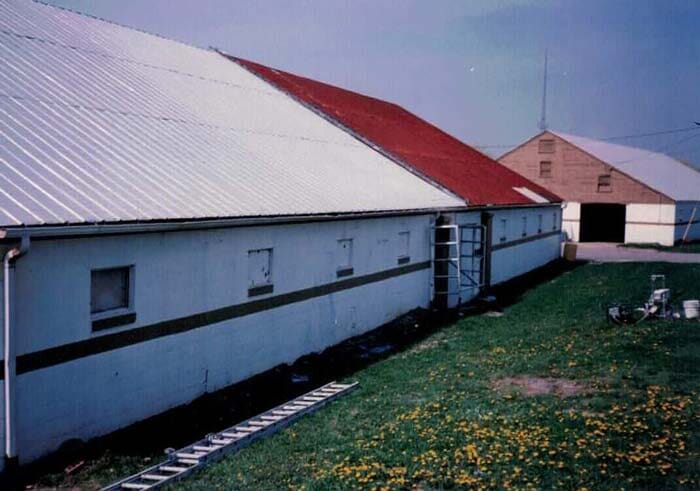 Job Photo Barn Roof — Paint Retail in Warren, OH