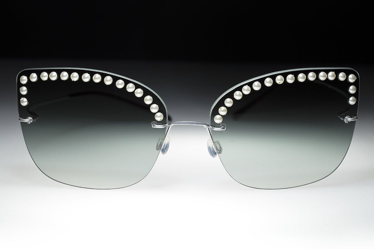 occhiali sole unici personalizzati con brillanti e perle Leggerissimi
