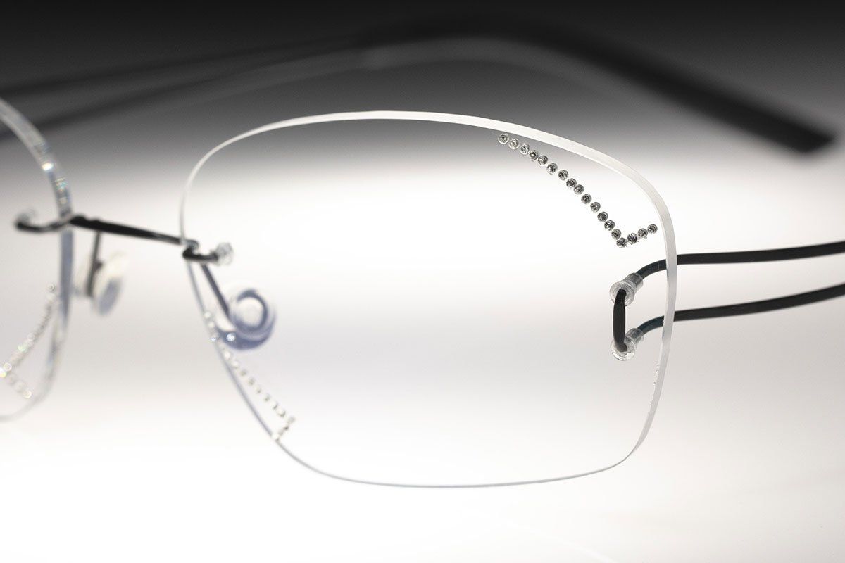 light jewelled rimless eyewear customized by hands