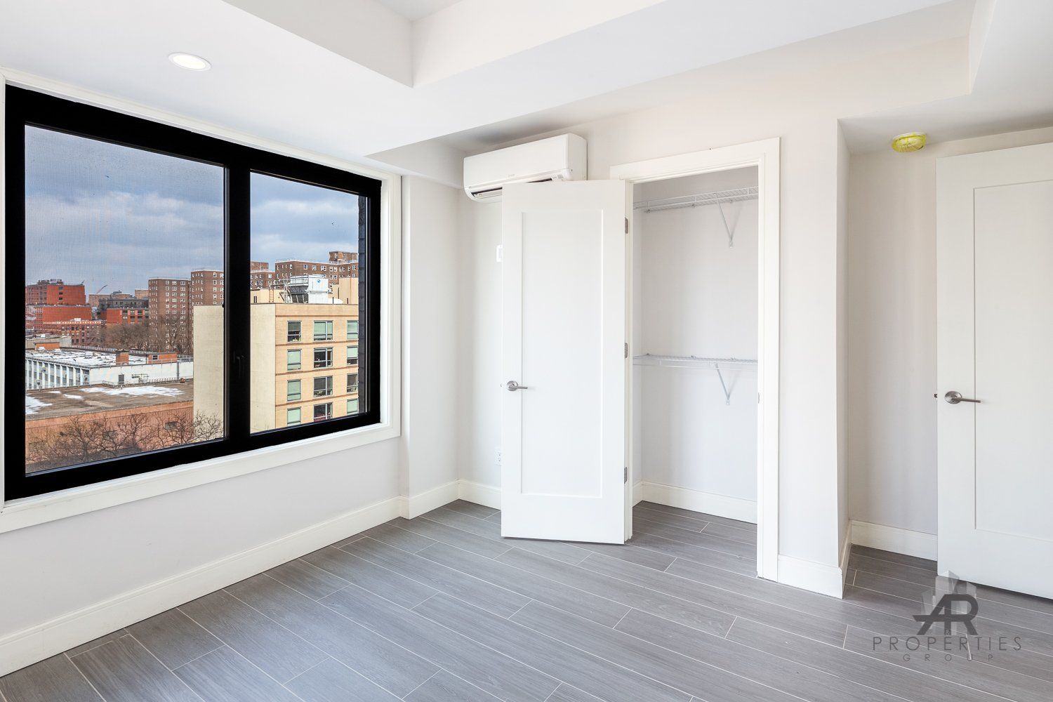 2121 ACP bedroom