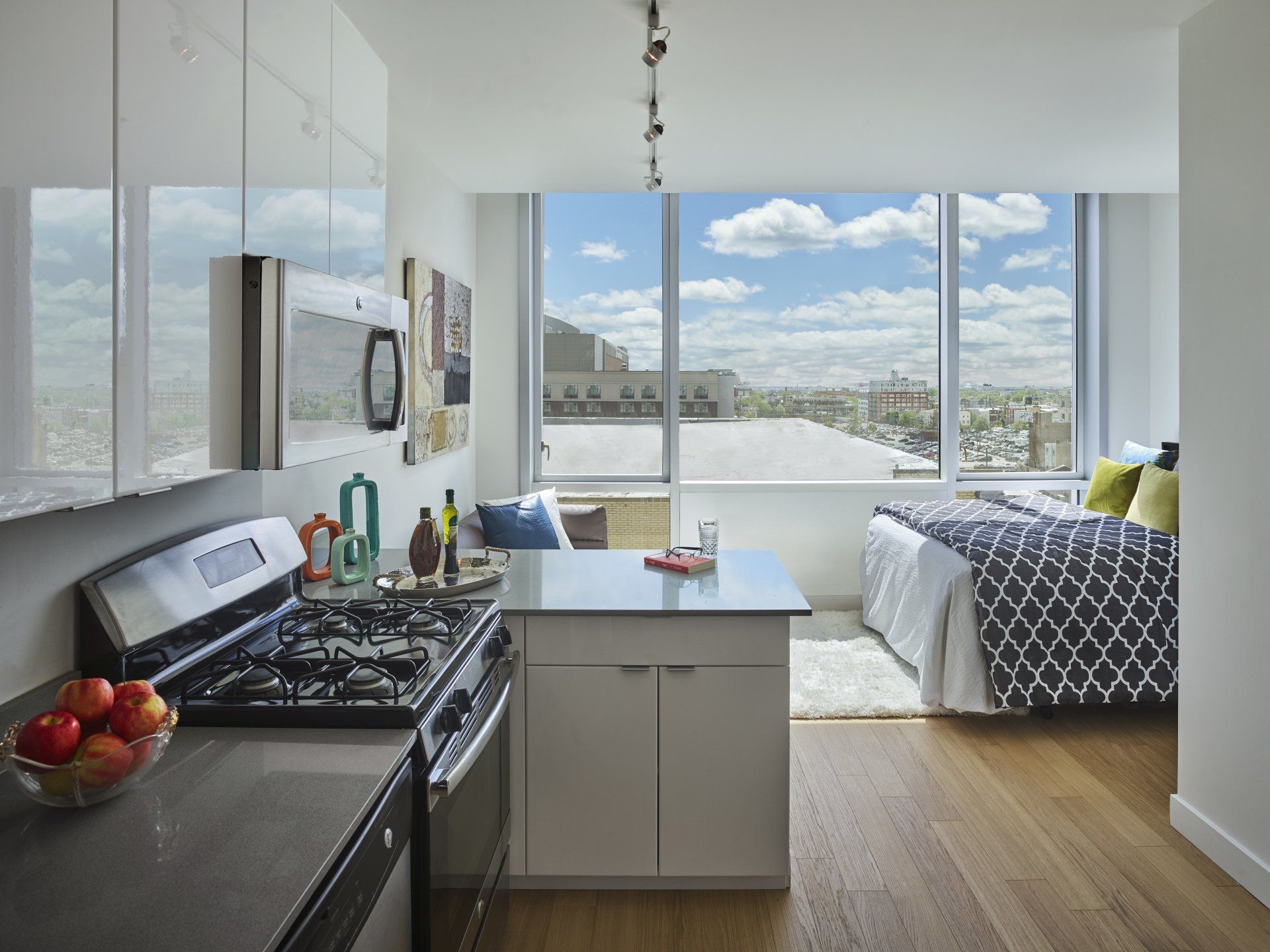 17 William Apartment