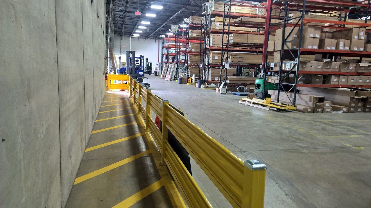 A warehouse filled with lots of shelves and boxes.