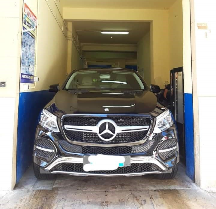 Auto in parcheggio