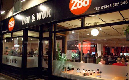 Restaurant outlet