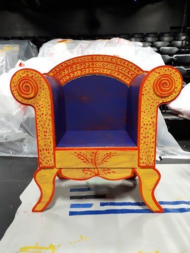 Wood carved chair