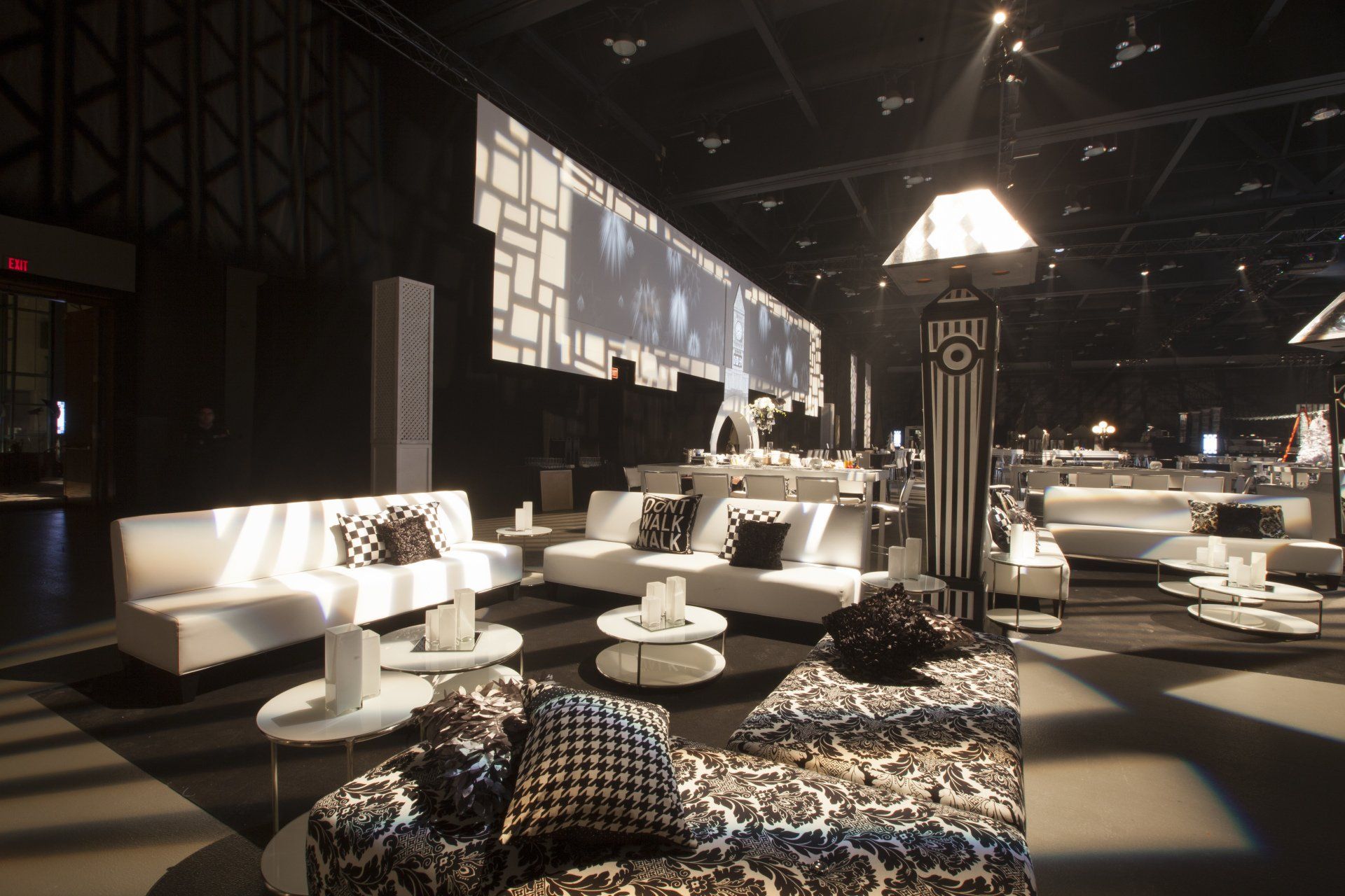A large room with a lot of furniture and tables