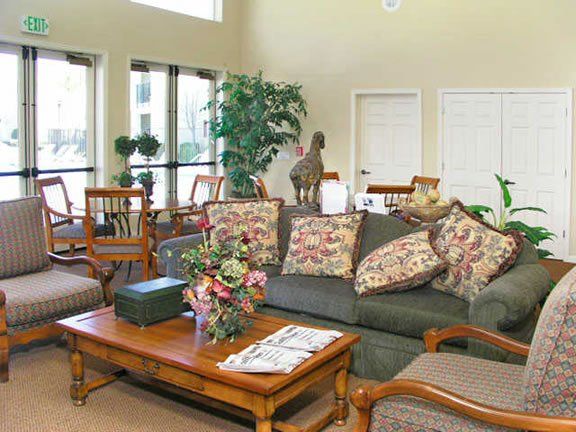 Plaza Club Apartments