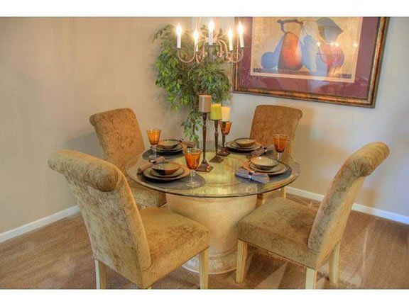 Plaza Club Apartments