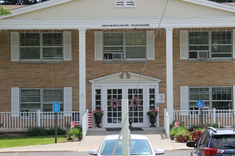Facility Photos | River View Manor