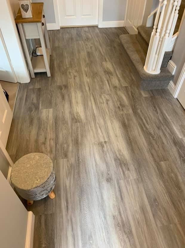 Wooden Vinyl & LVT Floor Tiles