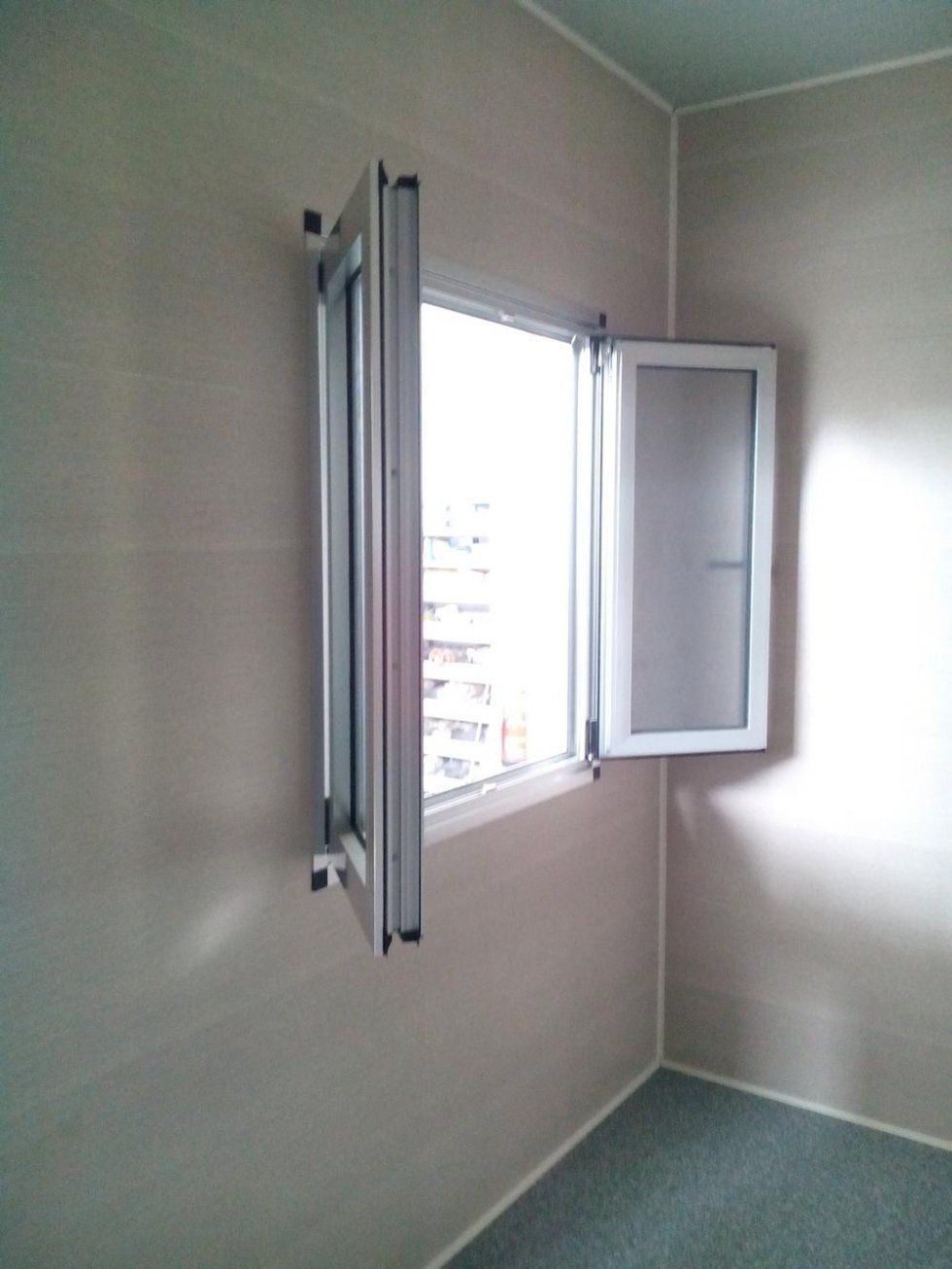 Particolare temporary shop personalizzato - interno