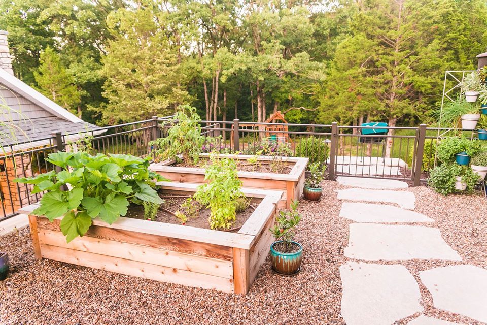 landscaped garden area