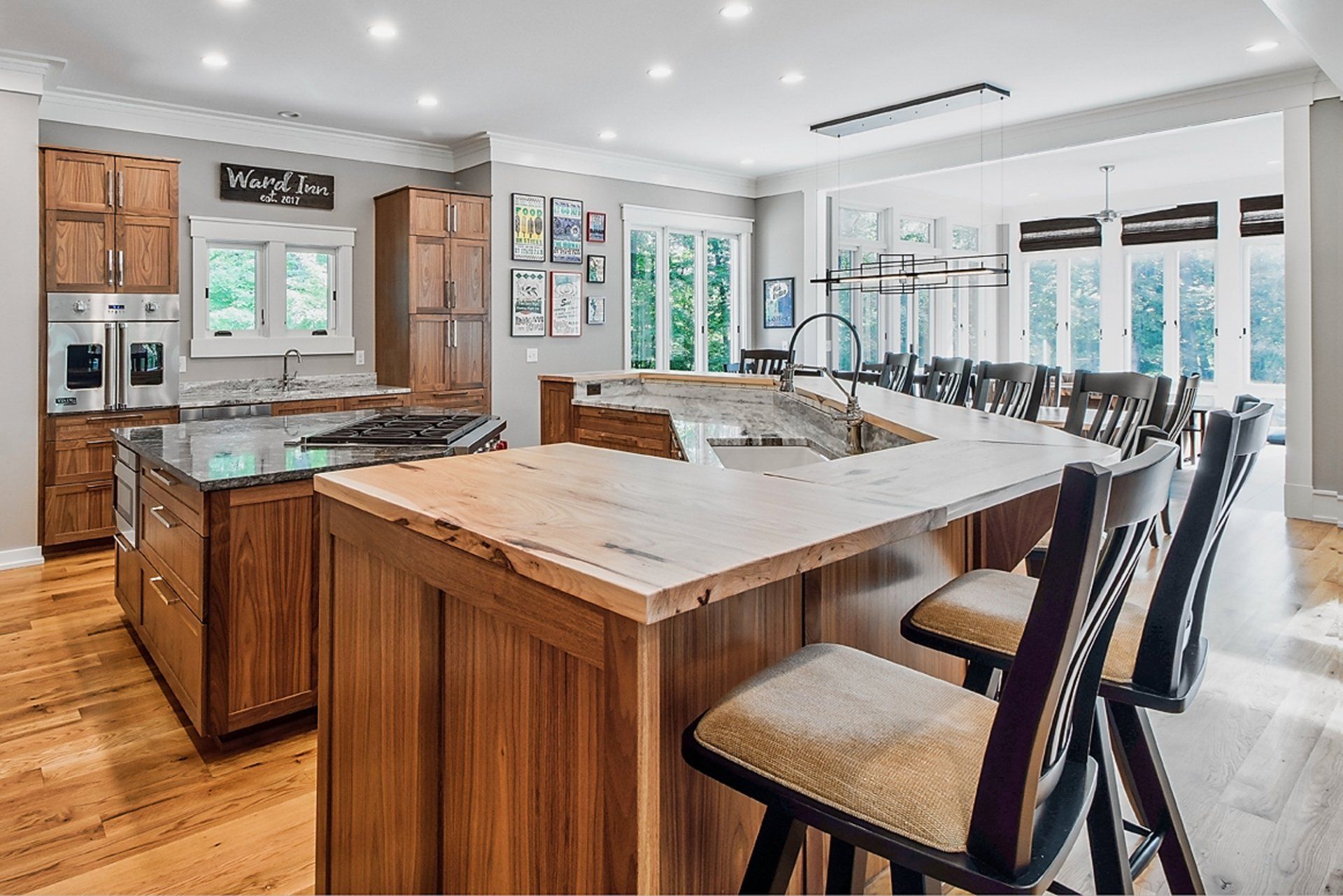 kitchen remodeling contractor