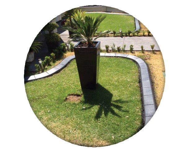 kerbing concrete garden edging with plants edge 2 edge kerbing concrete garden edging with plants