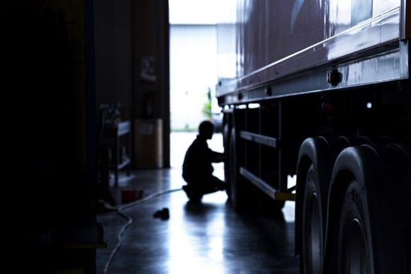 riparazione di camion