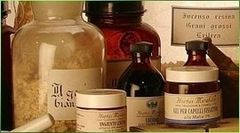 Dermocosmetici, cosmesi per infanzia, cosmetici da erboristeria Dermocosmetici, cosmesi per infanzia, cosmetici da erboristeria