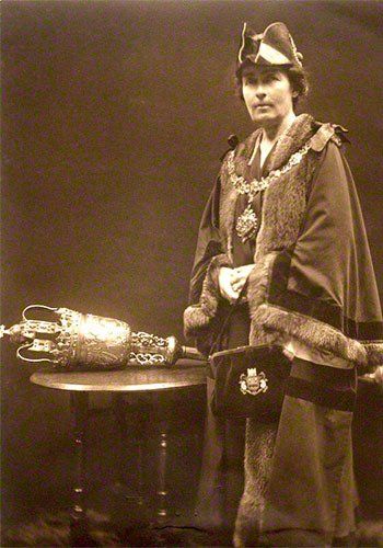 Eva Hartree