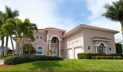 Modern House — Delray Beach, FL — Thermo-Pur Modern House — Delray Beach, FL — Thermo-Pur