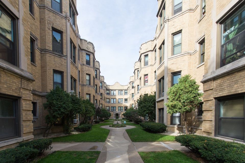 Glengarry East Apartments