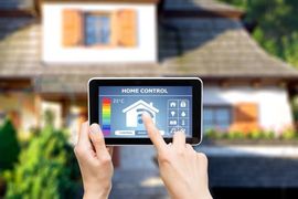 tablet con app di domotica