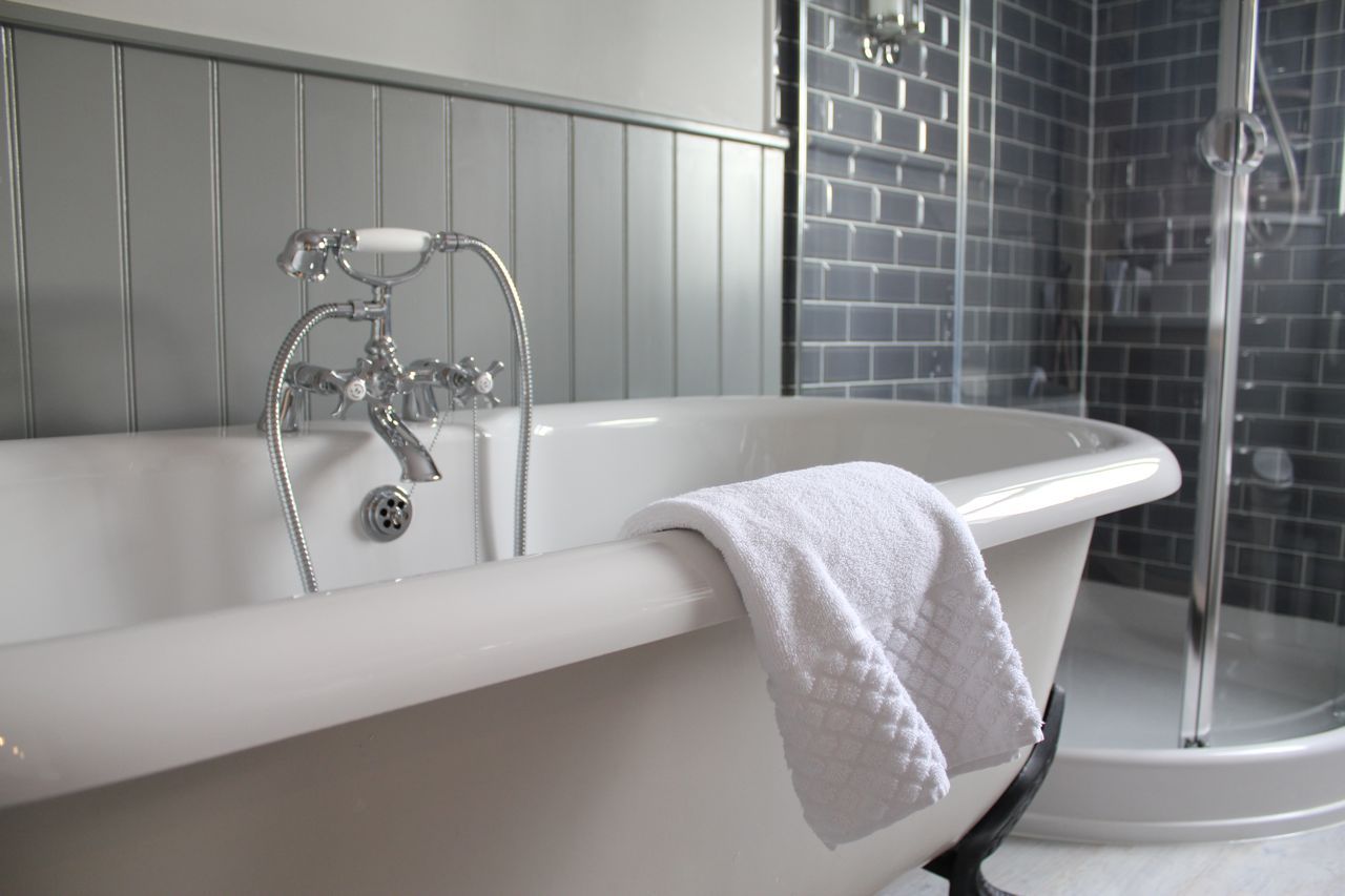 bathtub