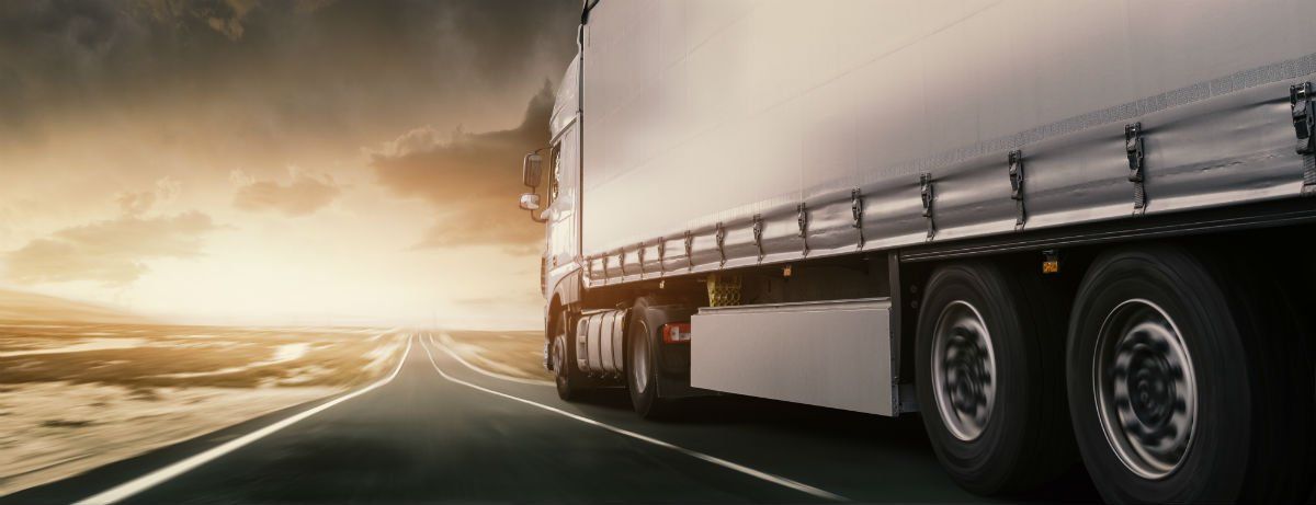 LKW auf der Straße