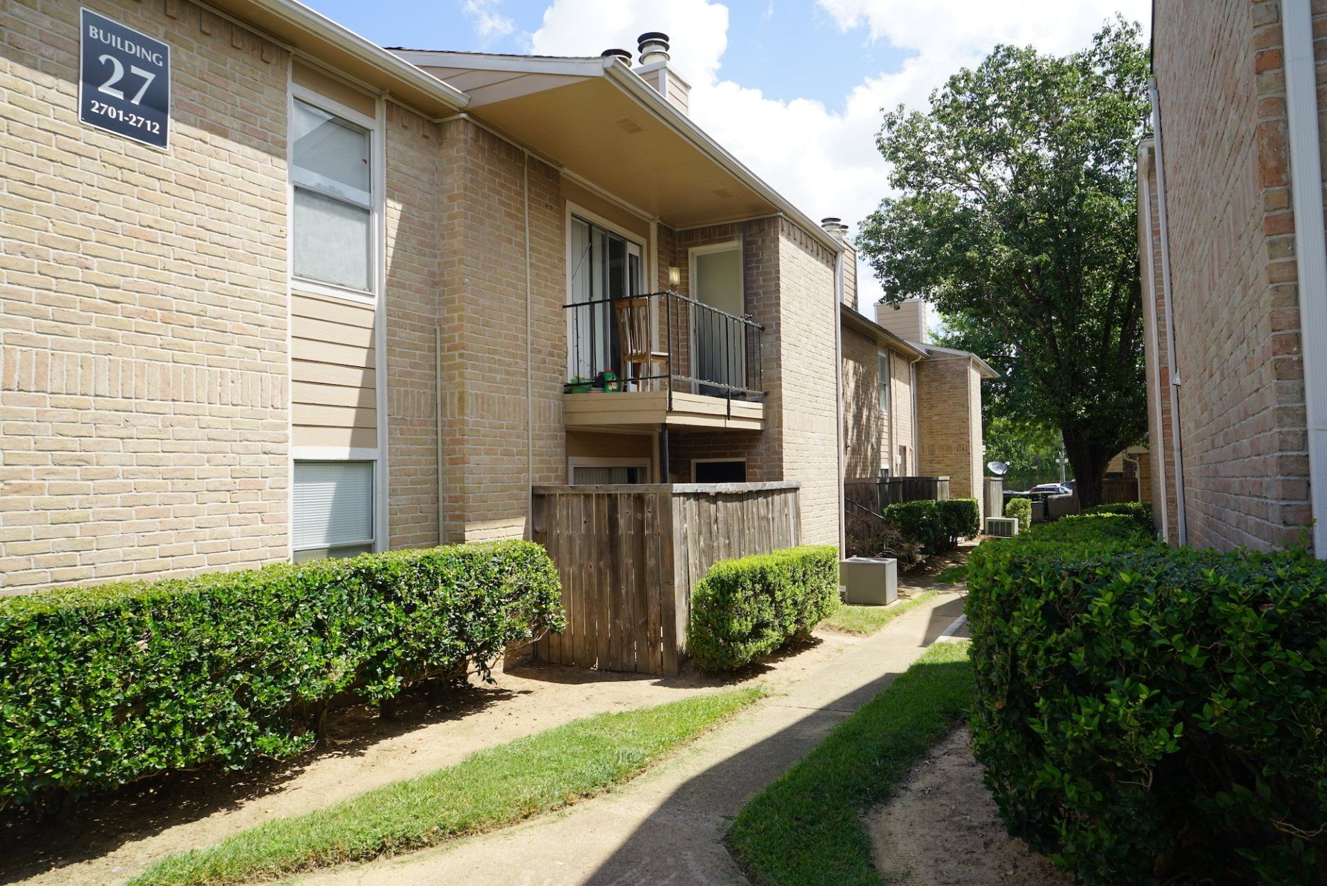 Exterior | Emerald Cove