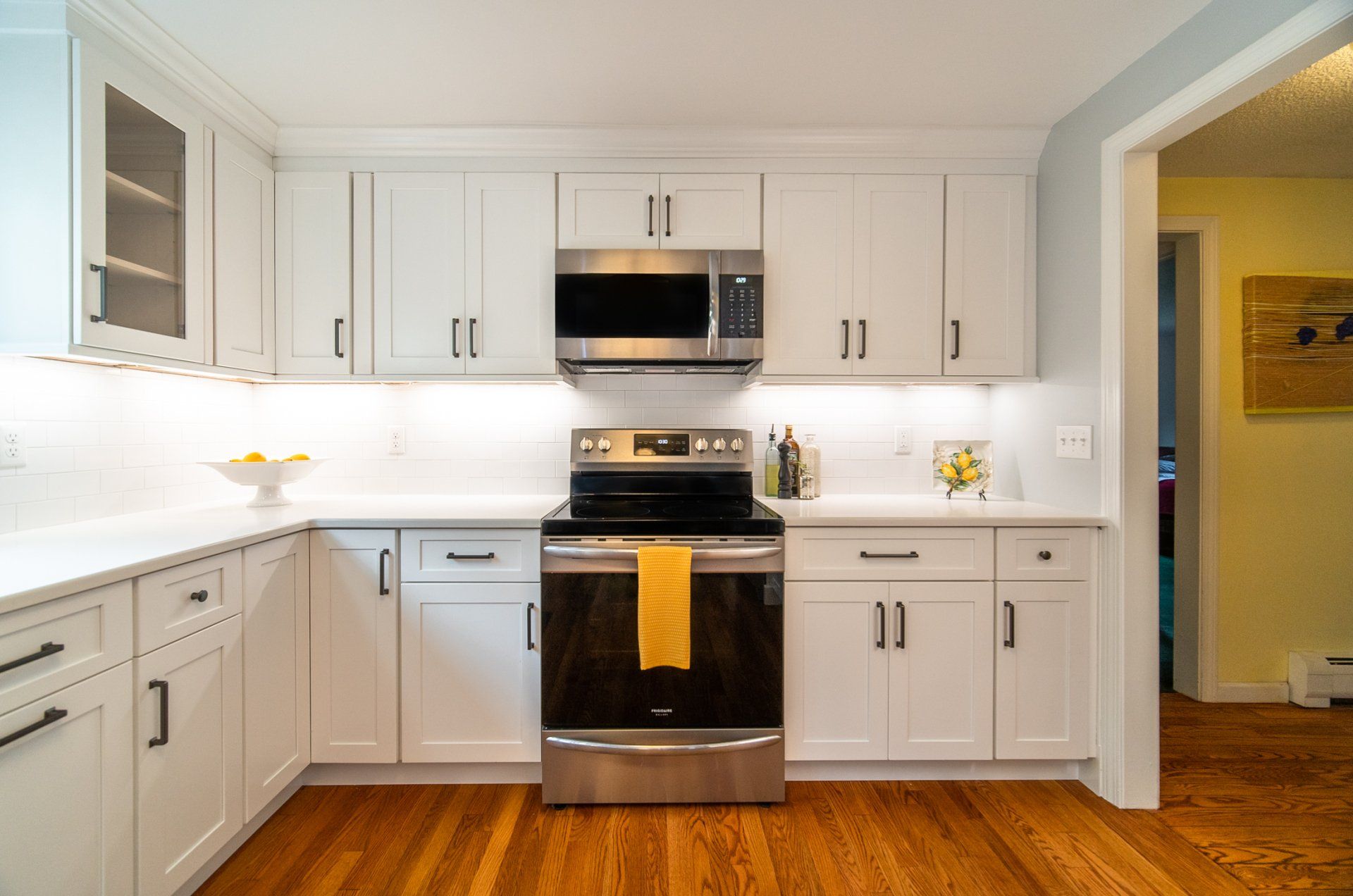 Kitchen Cabinets & Counters - Kitchen Living LLC in Marlborough, CT