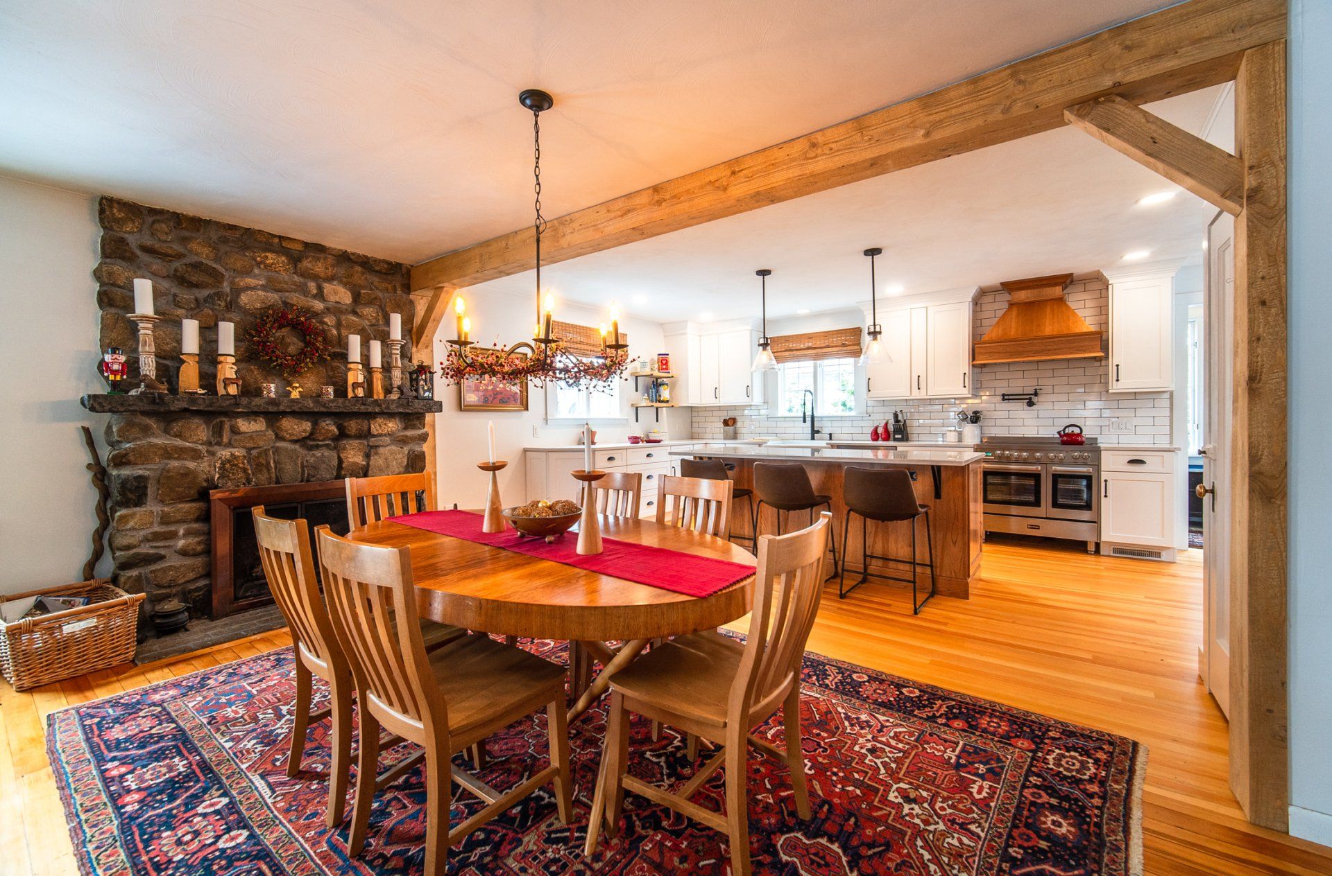 Kitchen Cabinets & Counters - Kitchen Living LLC in Marlborough, CT