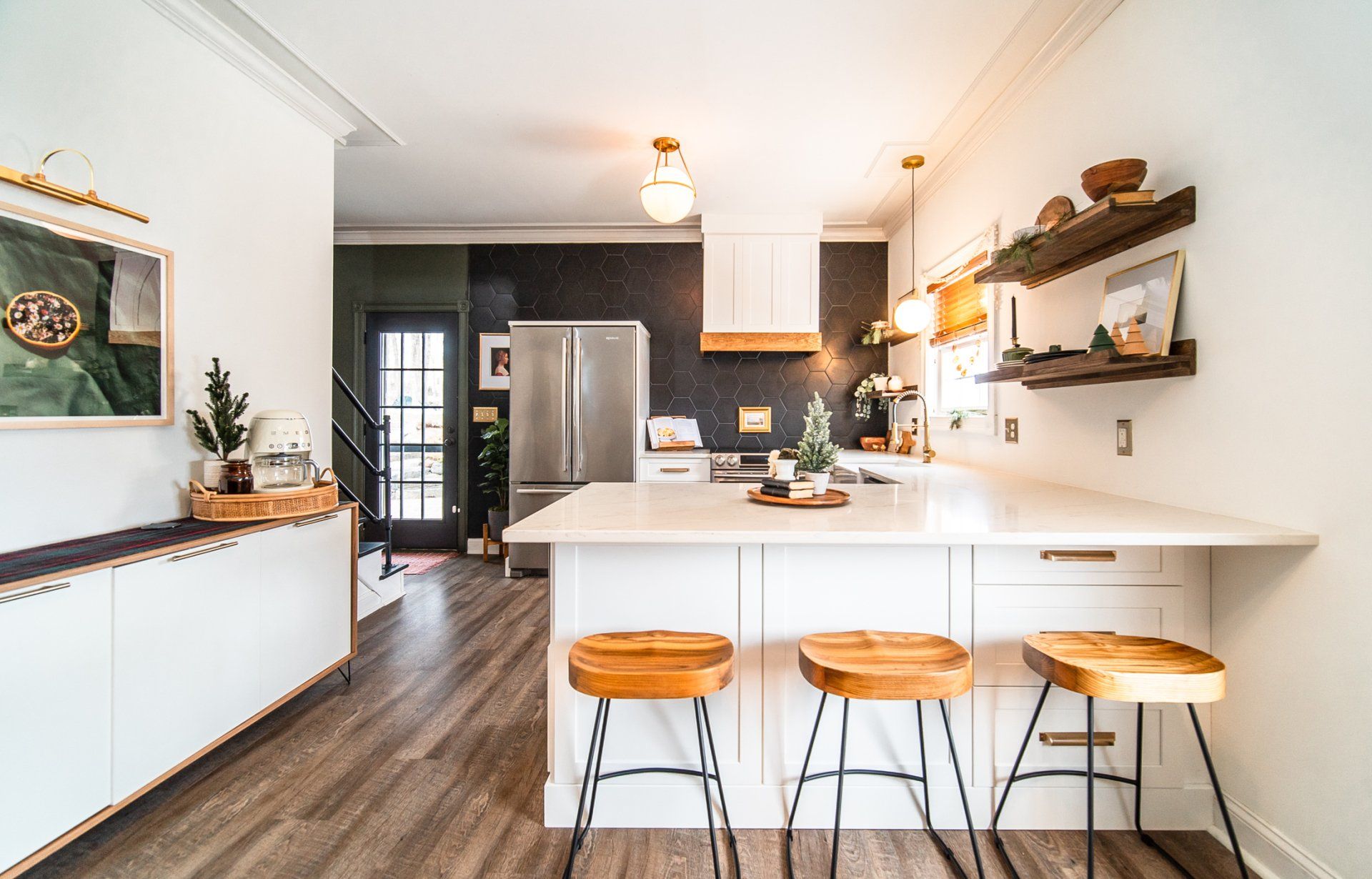 Kitchen Cabinets & Counters - Kitchen Living LLC in Marlborough, CT