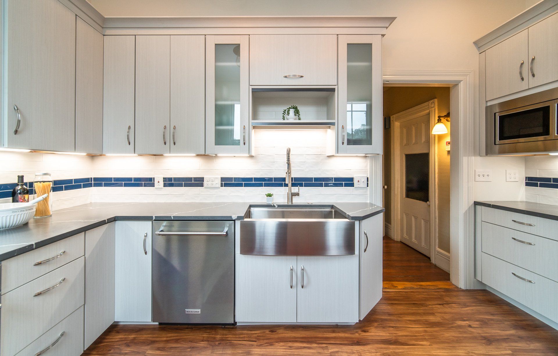 Kitchen Cabinets & Counters - Kitchen Living LLC in Marlborough, CT