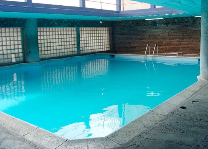 Maya Excelsior - Servicio de piscina