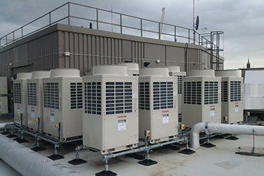 Qualified air-con technicians