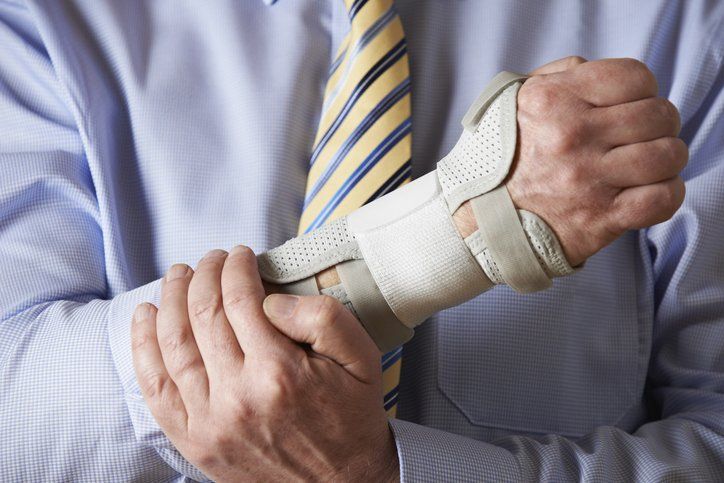 Injured Arm — Fairmont, WV — Higinbotham & Higinbotham, PLLC Injured Arm — Fairmont, WV — Higinbotham & Higinbotham, PLLC