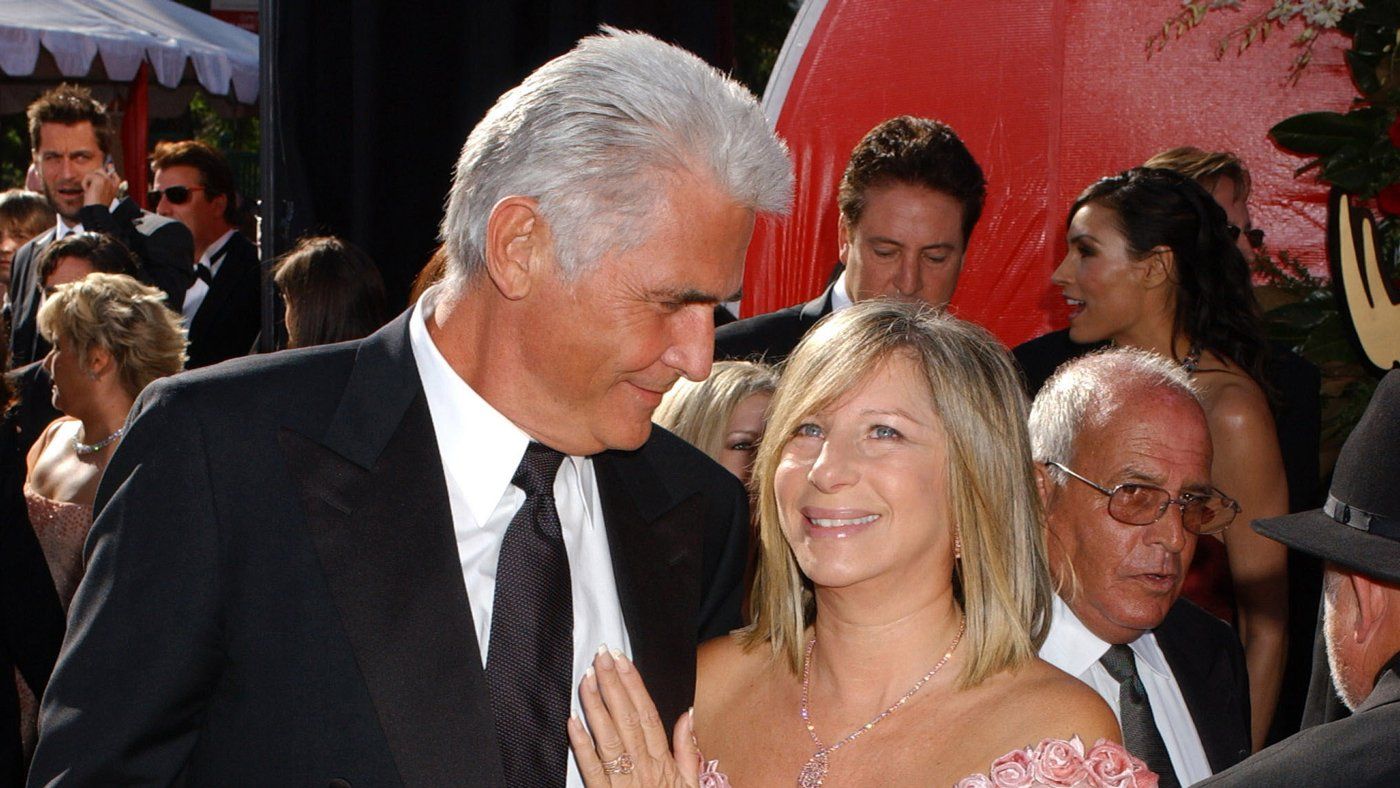 Jim Brolin and Barbra Streisand at the 2004 Emmy Awards.