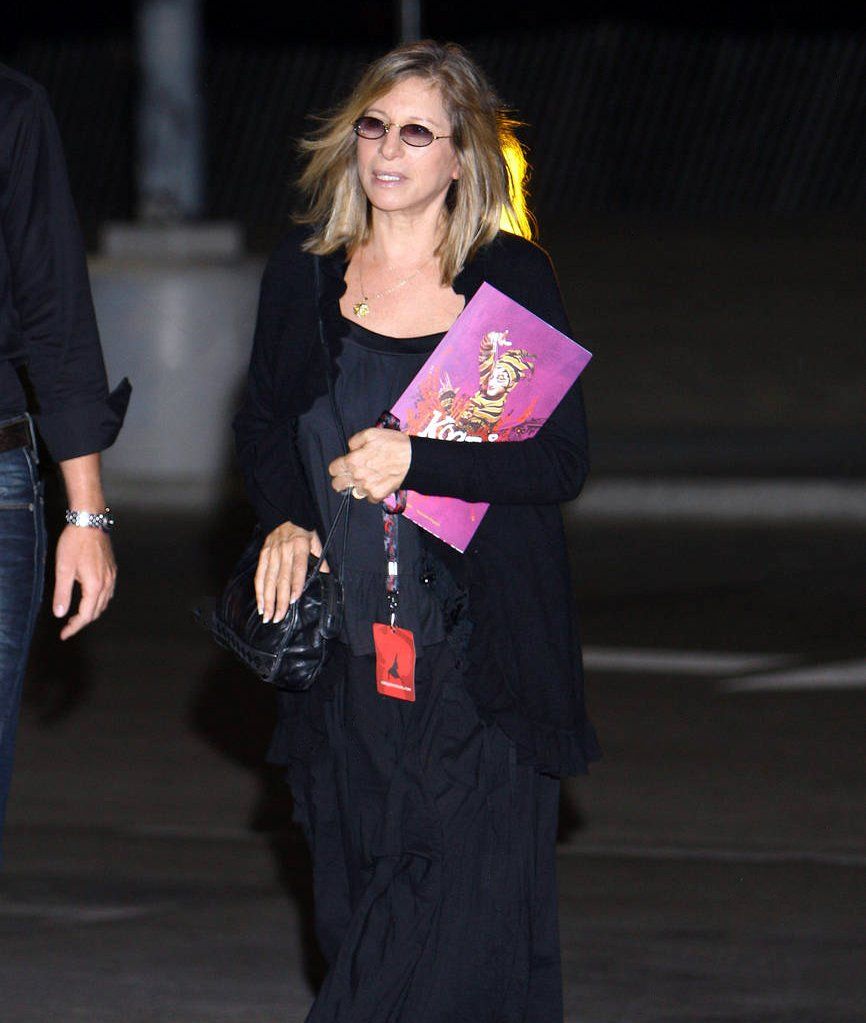 Streisand attends Kooza performance, 2009. Streisand attends Kooza performance, 2009.